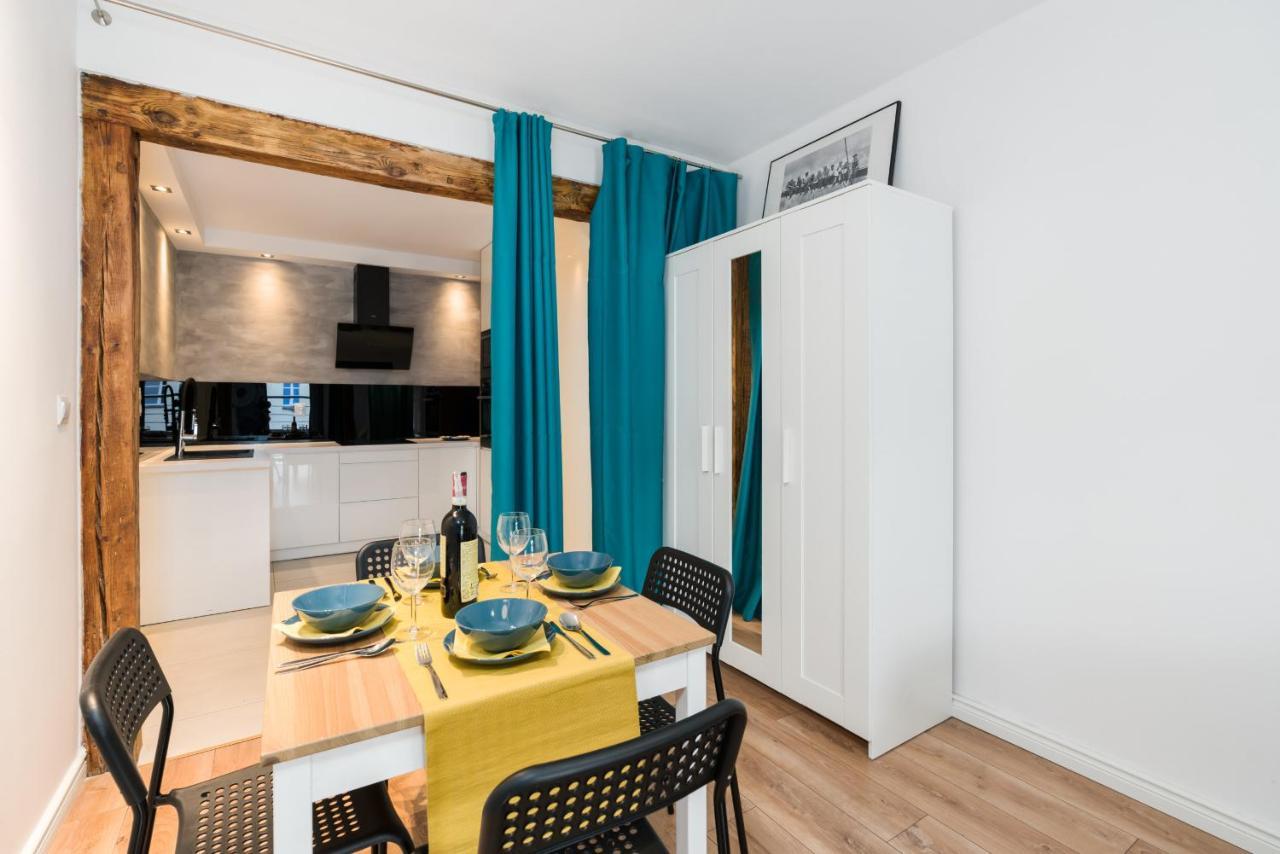 Apartment Poznan Old Town Strzelecka By Noclegi Renters Ngoại thất bức ảnh