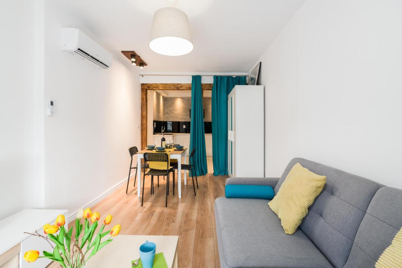 Apartment Poznan Old Town Strzelecka By Noclegi Renters Ngoại thất bức ảnh